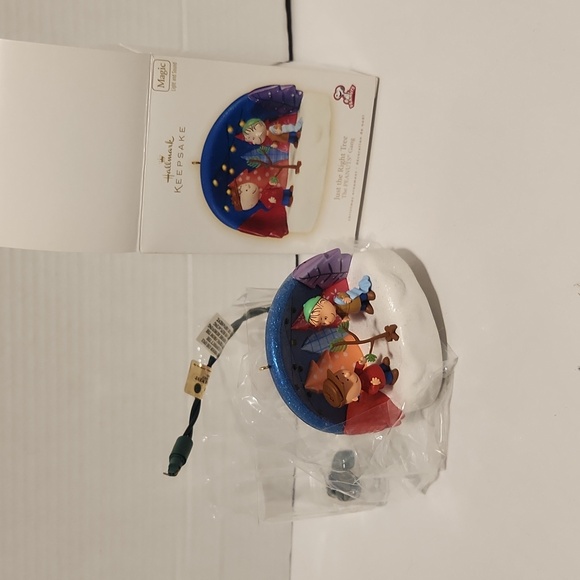 Hallmark Other - 🎄🧑‍🎄 2009 Just The Right Tree Hallmark Peanuts Gang Retired Magic Orna